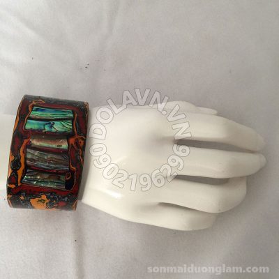 Trang sức sơn mài Loa Điền Tầng Quang Xuyến