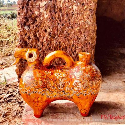 Alternative view of Tượng sơn mài Cẩm Mã