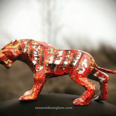 Alternative view of Tượng sơn mài Kim Giáp Hổ